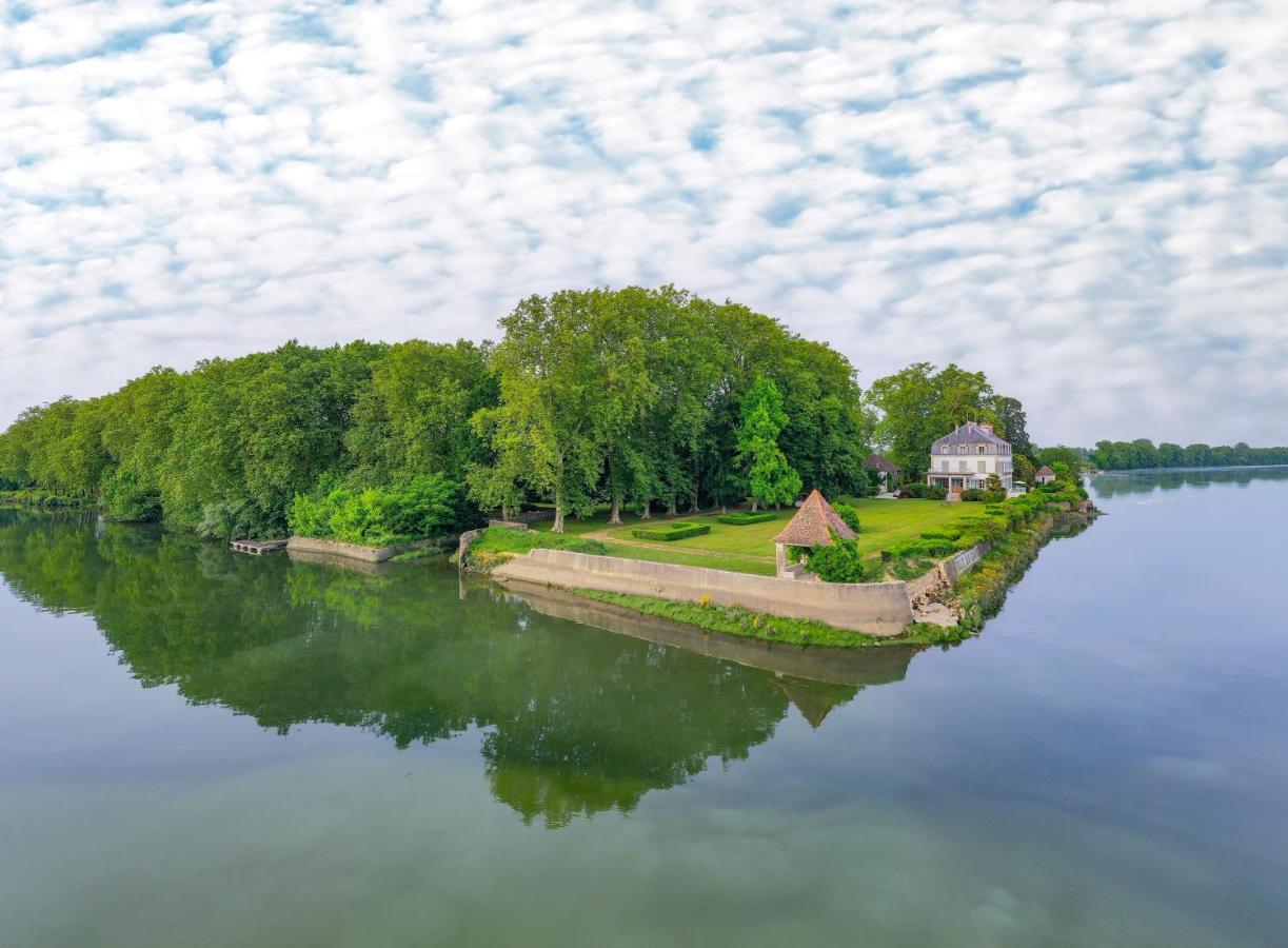 ชาโต ดู เบก ดู กาฟ Bed & Breakfast Port-de-Lanne ภายนอก รูปภาพ